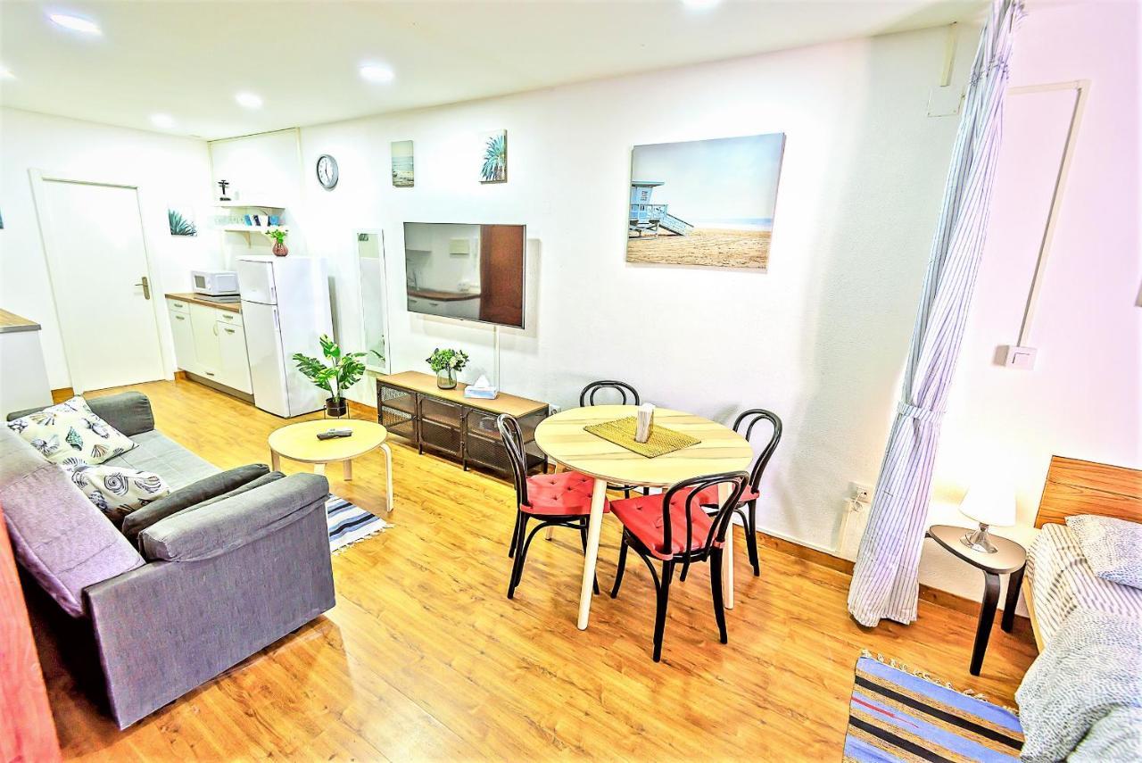 Plaza Noria Apartments With Balconies إل بويرتو دي سانتا ماريا المظهر الخارجي الصورة